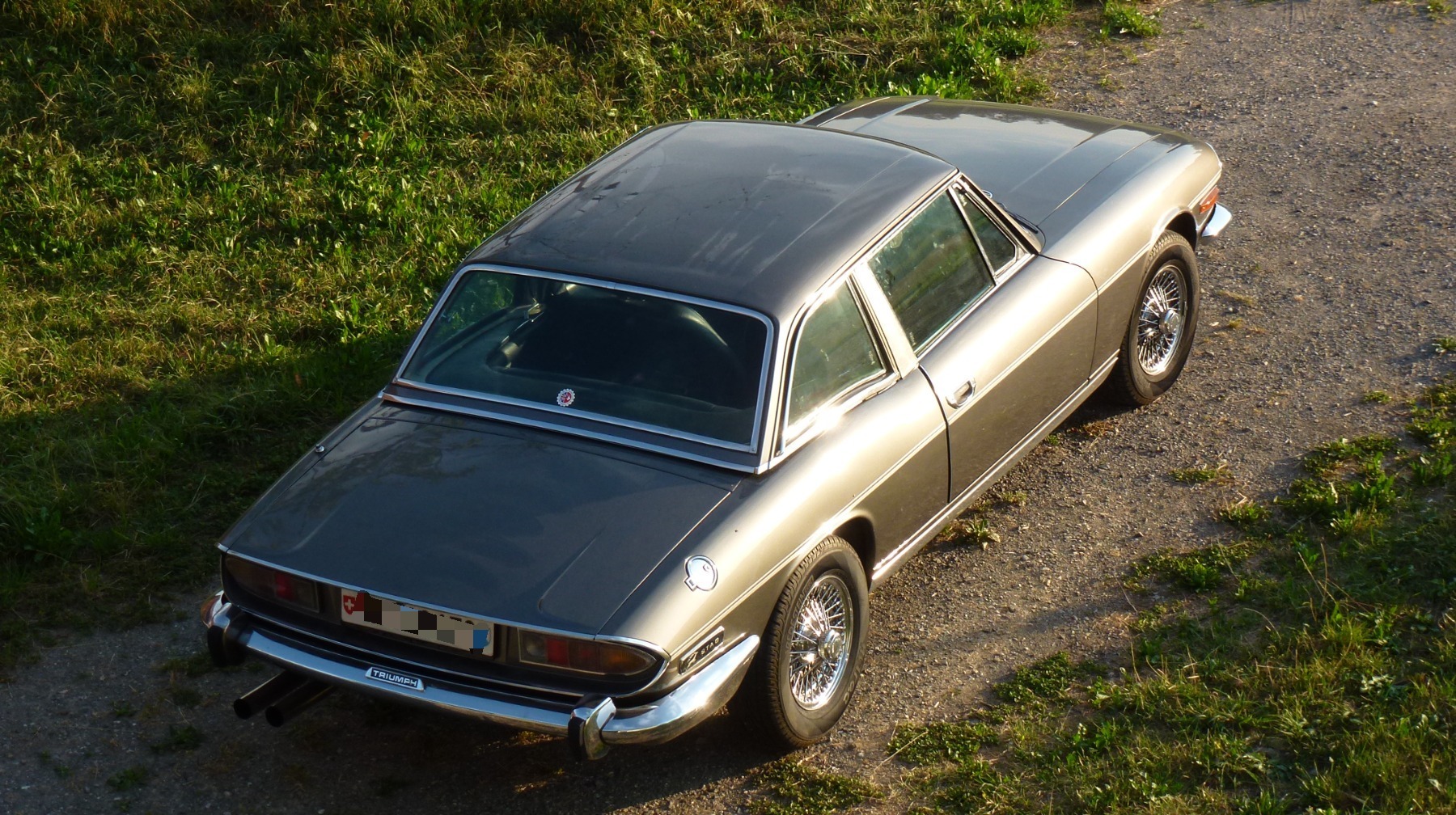 hb 01 grey hardtop top view 